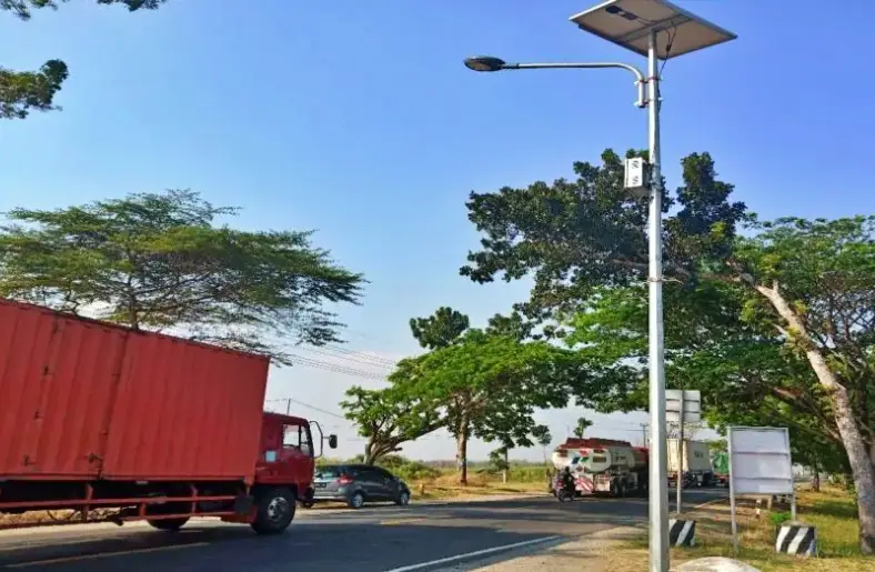 Tentang Penerangan Jalan Umum